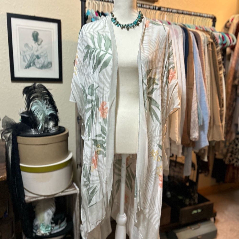 RACHEL Rachel Roy Cream and Green Botanical Accent Kimono